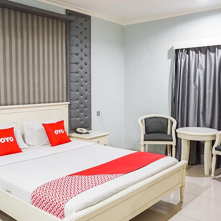 Oyo 2085 Chrysanta Hotel Bandung Exterior photo